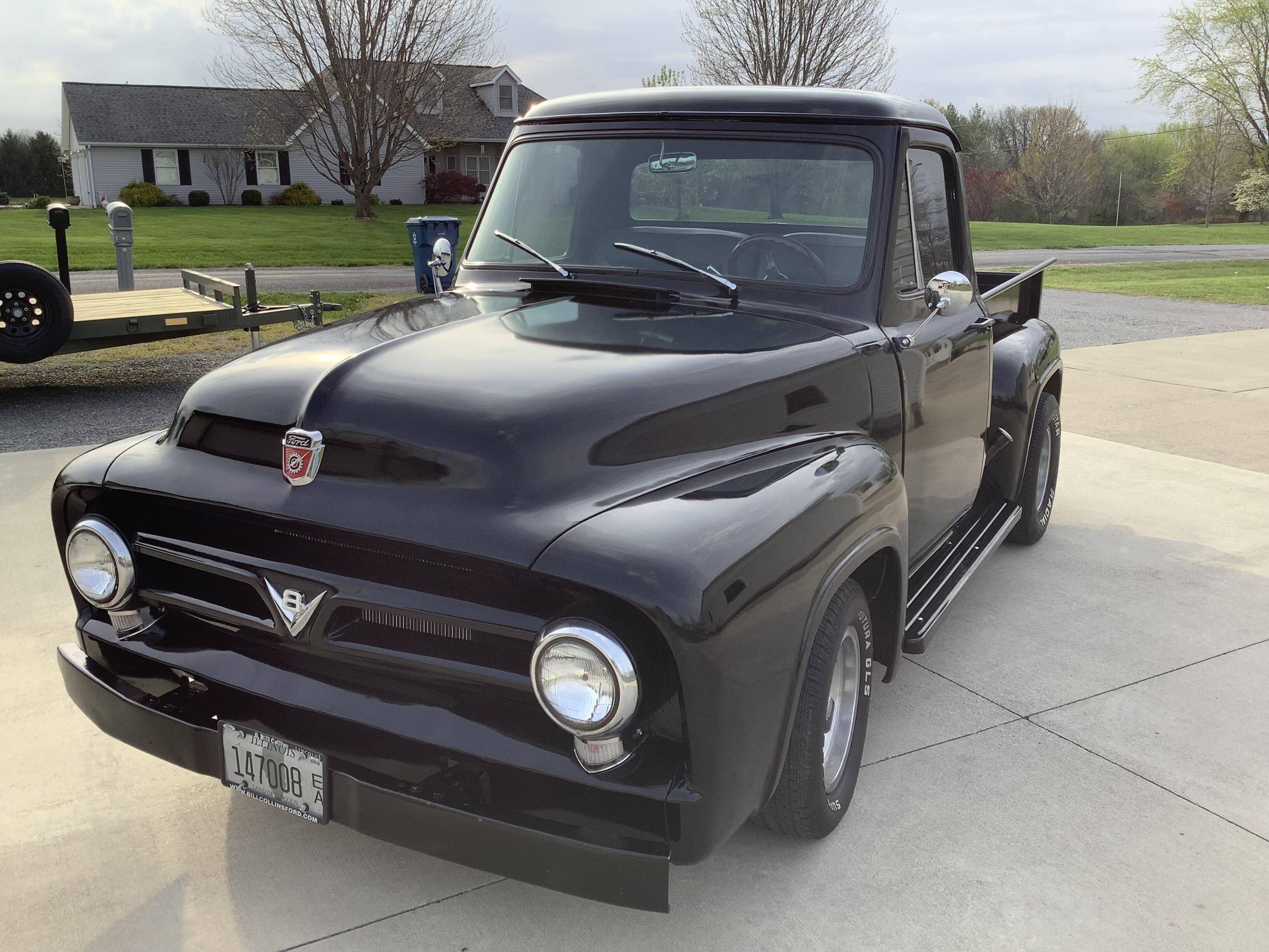 Customized 1953 Ford F100 Pickup With a Chevy 350 V8